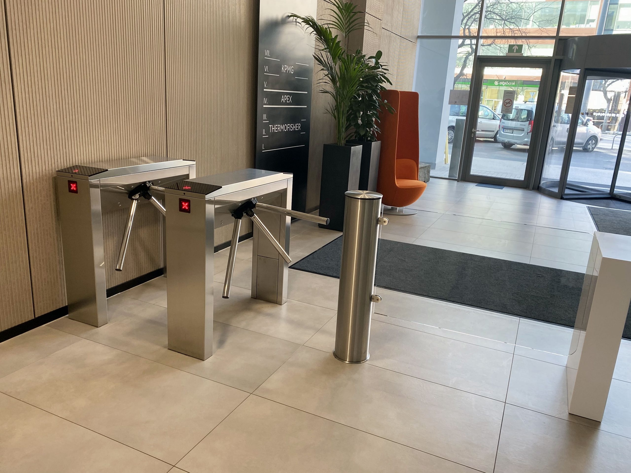 Instituții financiare